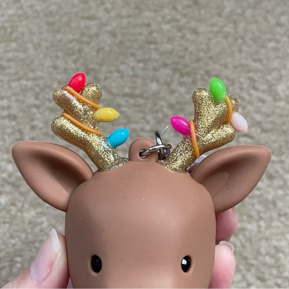Bath & Body Works Light-Up Holiday Reindeer PocketBac Holder - Picture 12 of 16